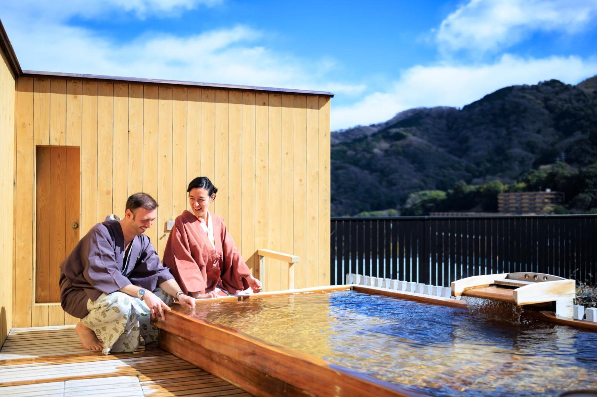 Fukiya Ryokan Юґавара Екстер'єр фото