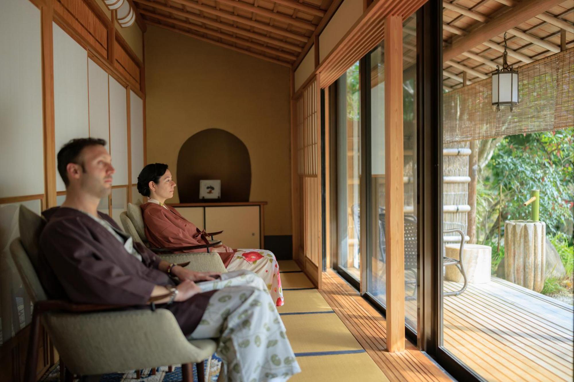 Fukiya Ryokan Юґавара Екстер'єр фото